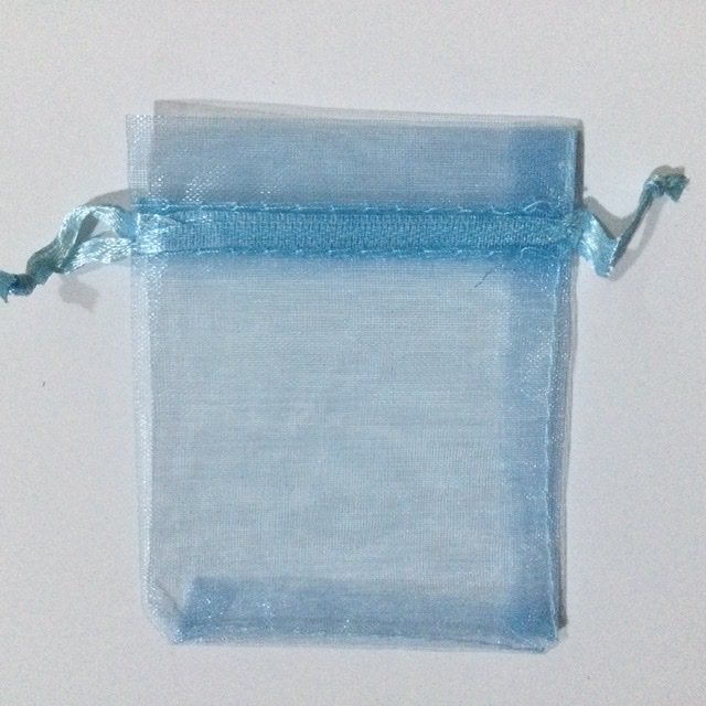 BOLSA DE ORGANZA  CELESTE 14x10CM I35C