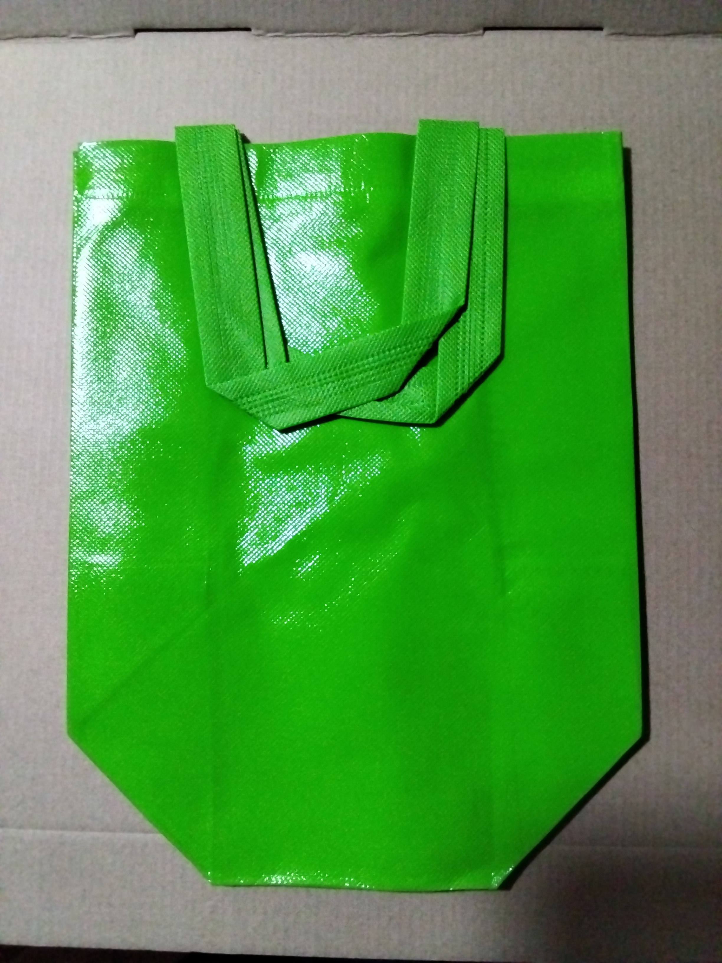Bolsa sintética verde 