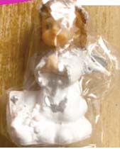 ANGEL NIÑA BLANCO ARRODILLADA 