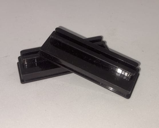 Base rectangular negro grande PR685