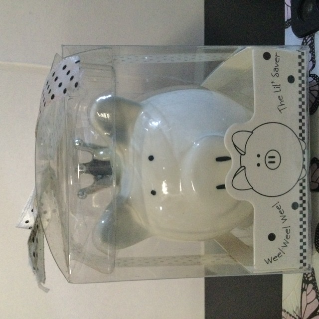 ALCANCIA CHANCHO BLANCO CON CORONA PR212A