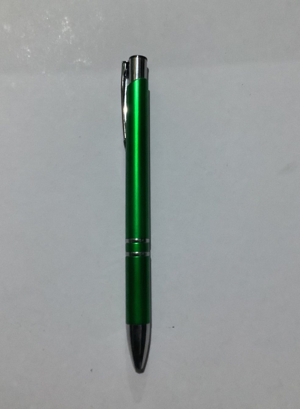 LAPICERO VERDE DOBLE LINEA PLATEADA PR1020V