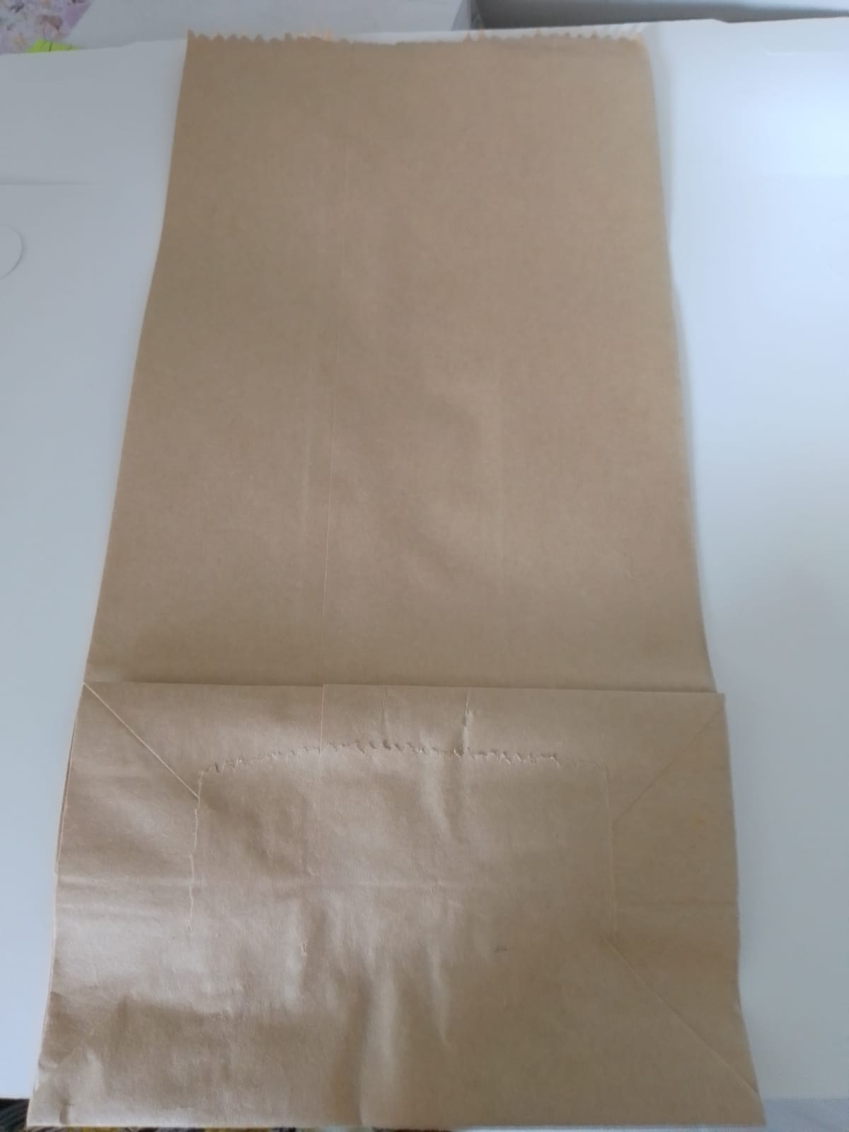 BOLSA PAPEL #8 15.5X33X9 CM 60gr.