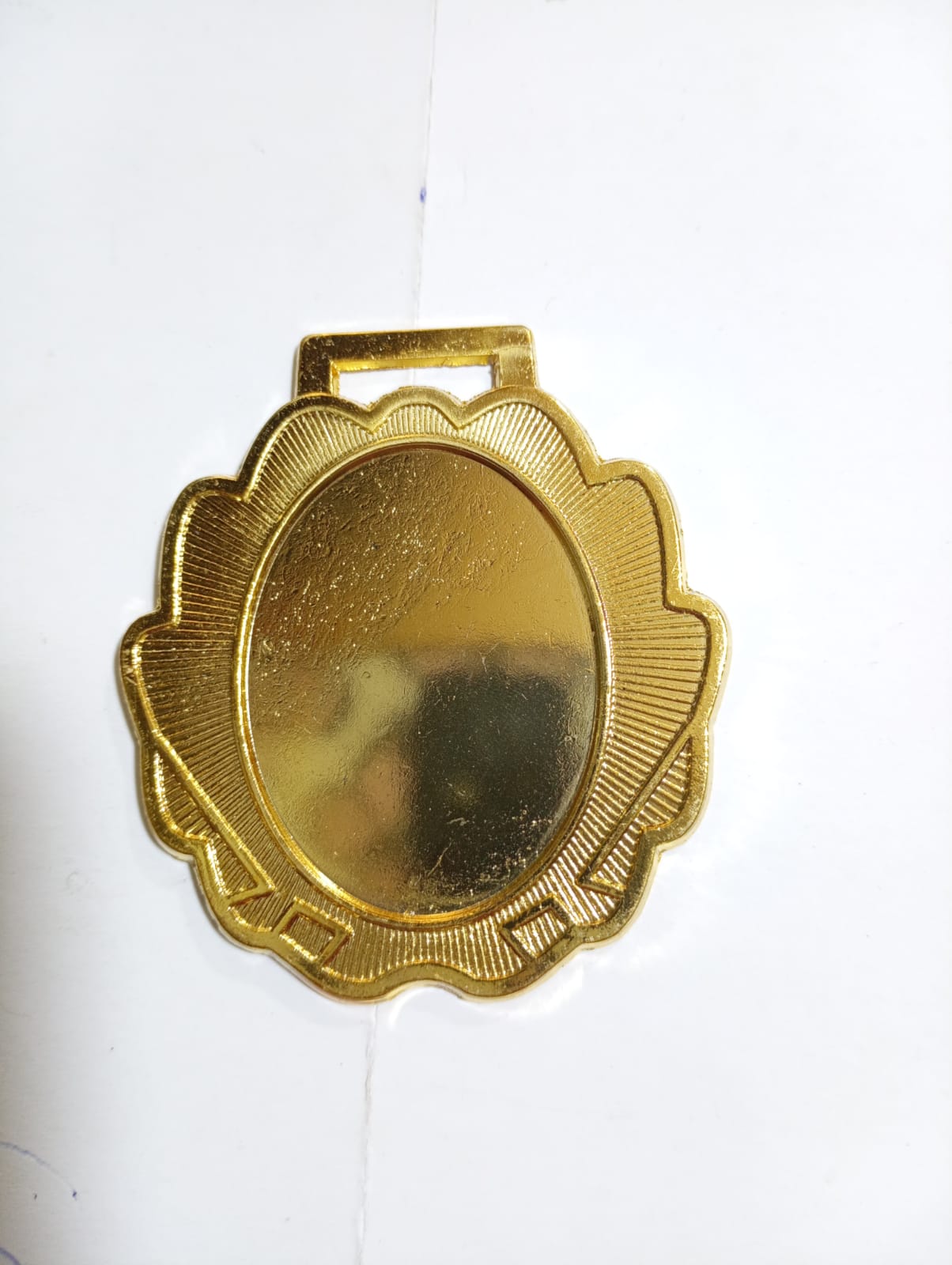  MEDALLAS DORADAS FORMA DE FLOR PR875C
