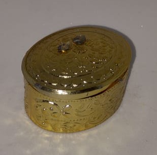 Cofre dorado mediano redondo PR683