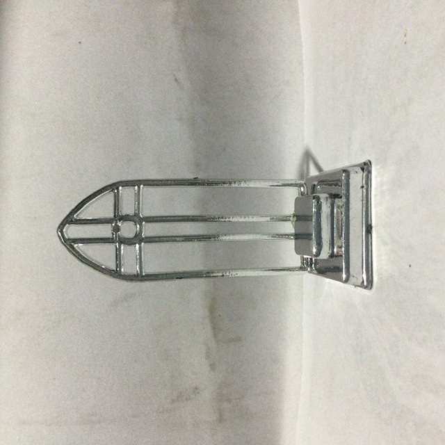 Iglesia vector plateado