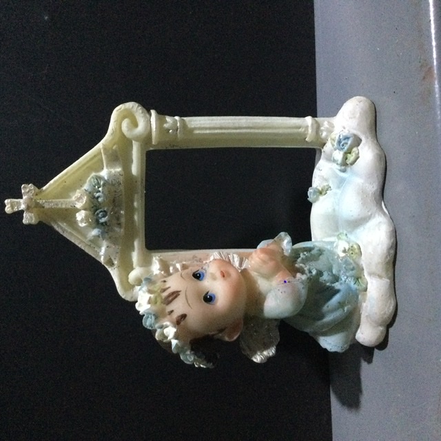 Niño con iglesia PR628