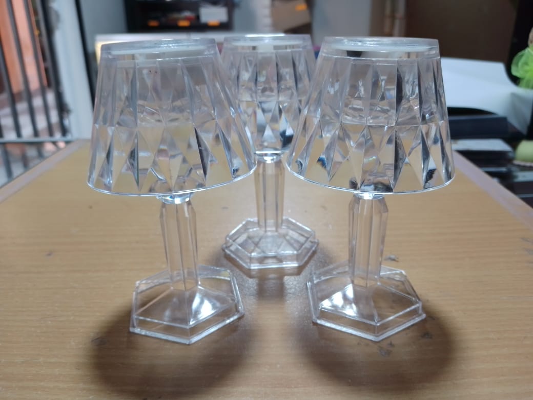LAMPARAS PLASTICOS CON LUZ  TRANSPARENTE PR835