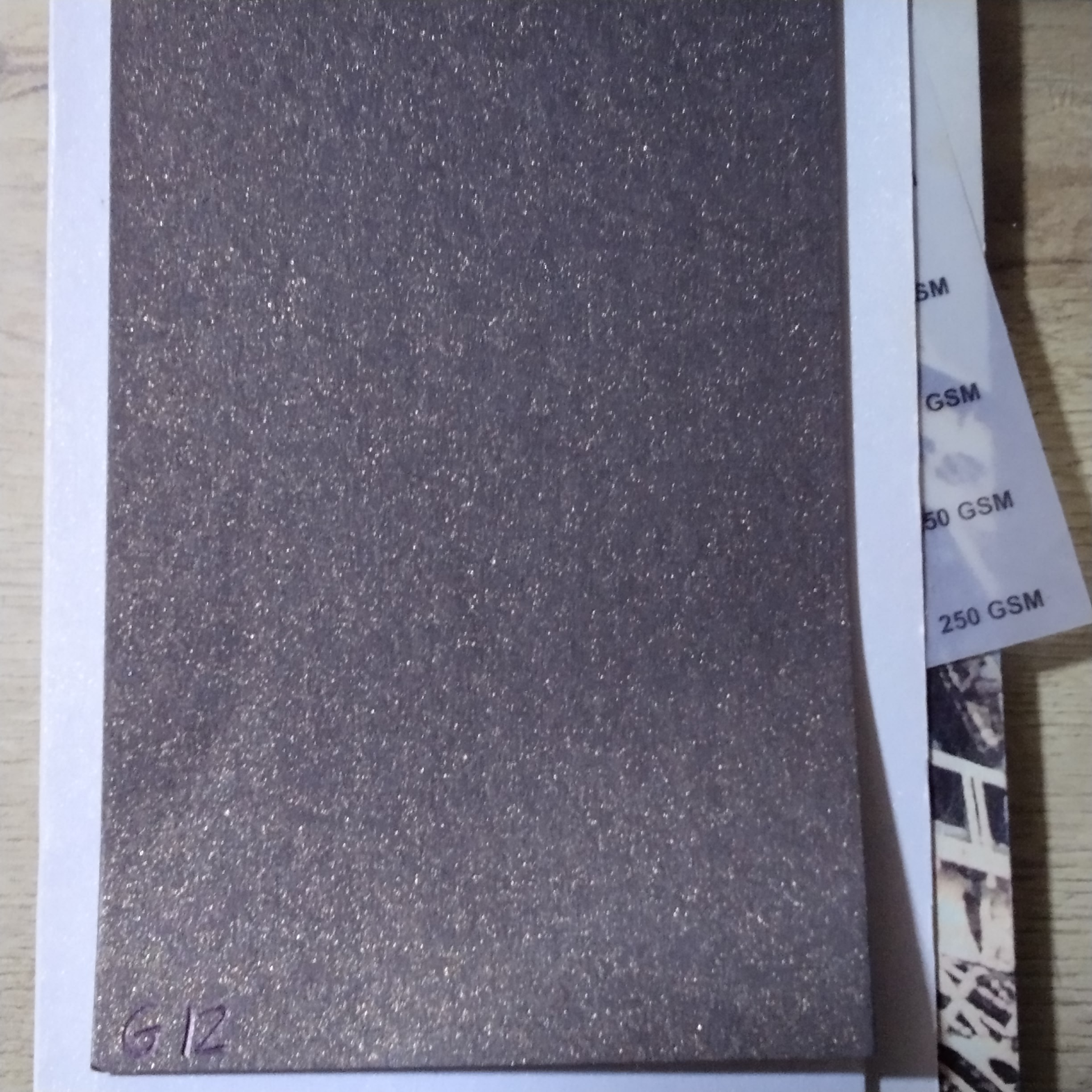 GRAFITO-MARRON OSCURO 250GR G12