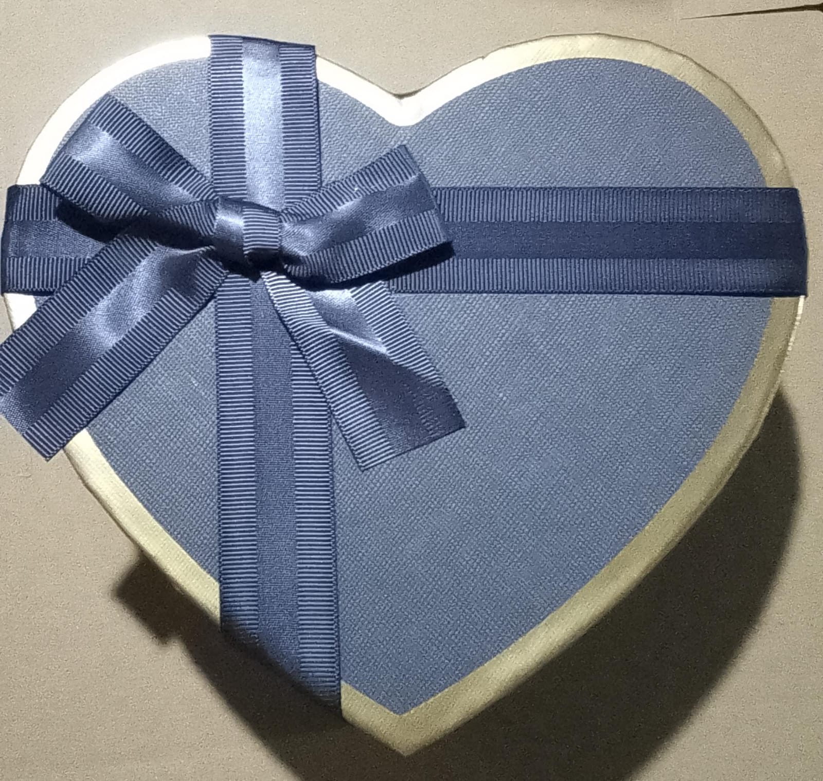 CAJA CORAZON PLOMO 16X14X6CM CP1