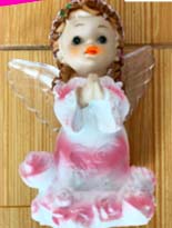 ANGEL MEDIANO ARRODILLADA ROSADO CON LUZ