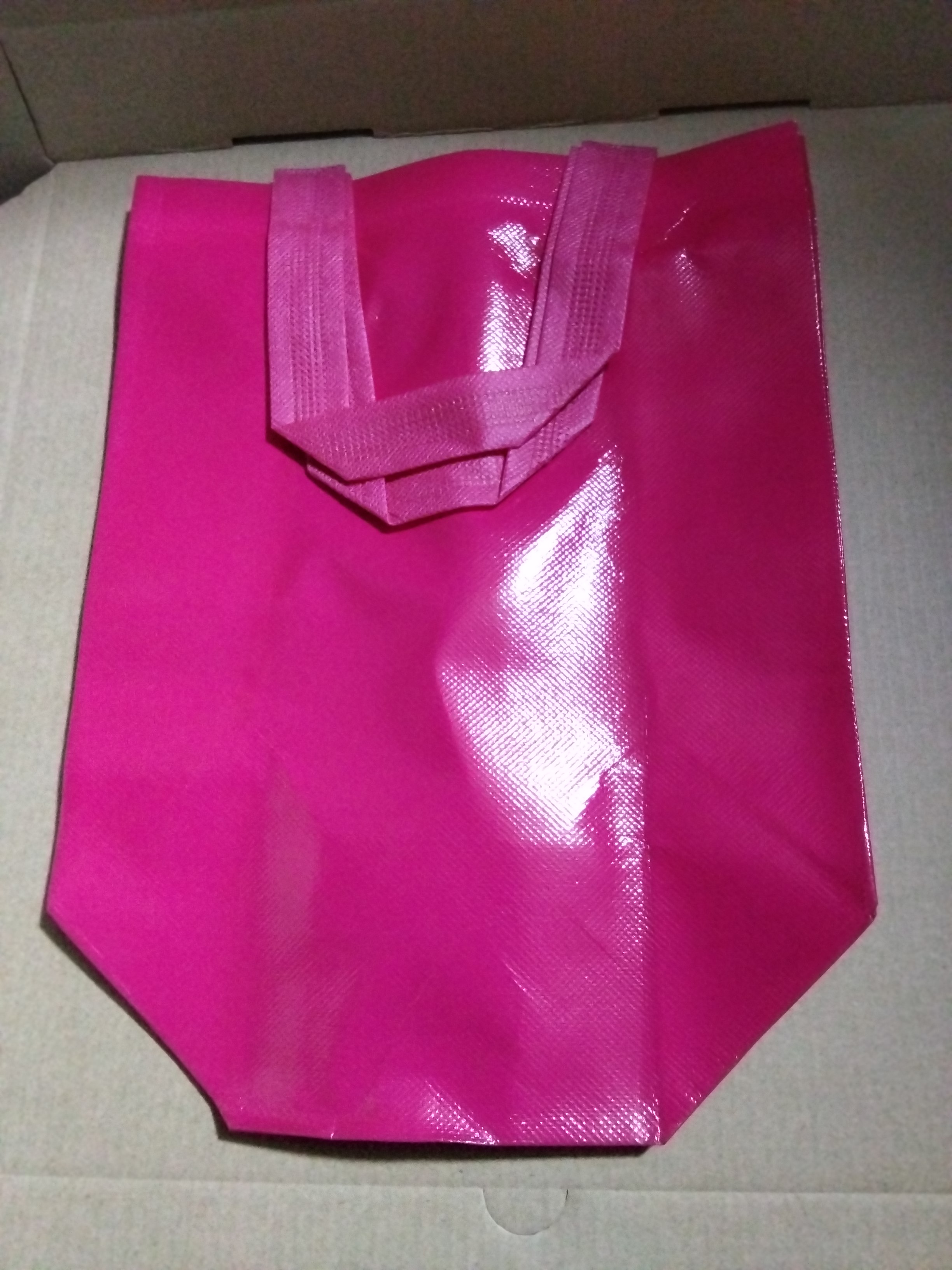 Bolsa sintética fucsia 