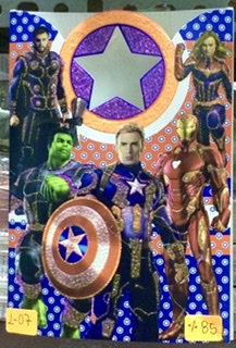 TARJETA DE AVENGERS