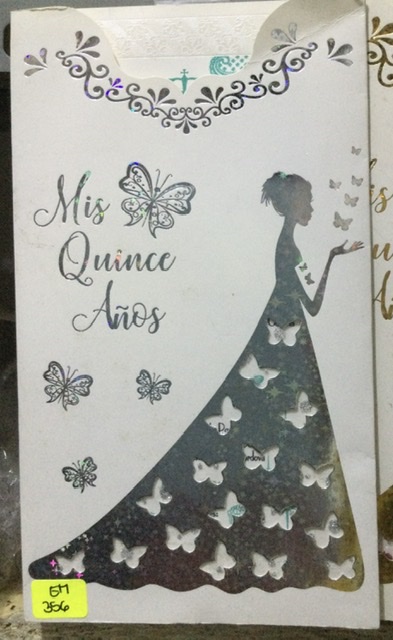 Tarjeta quince vestido plateado EM356