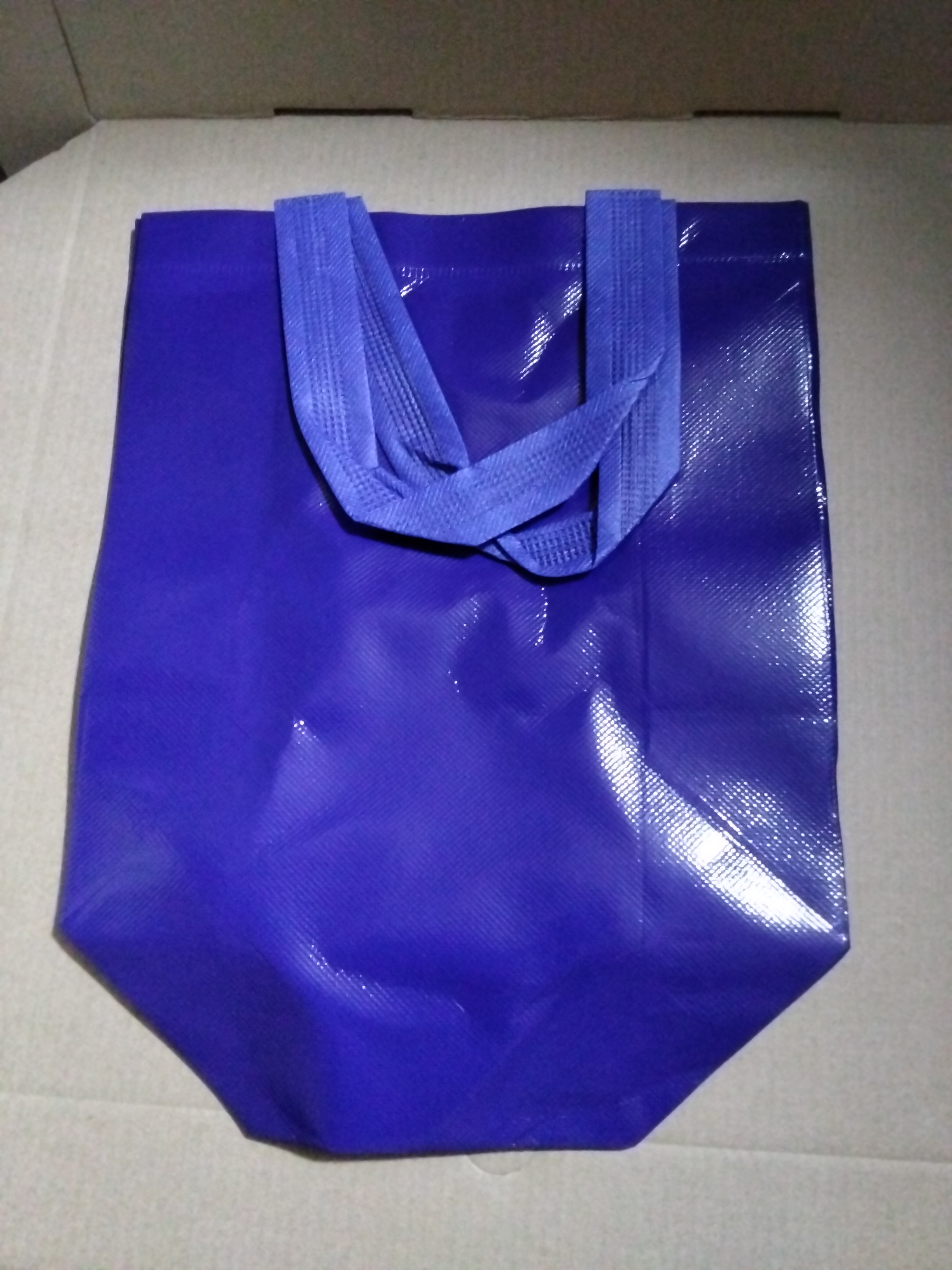 Bolsa sintética azul 