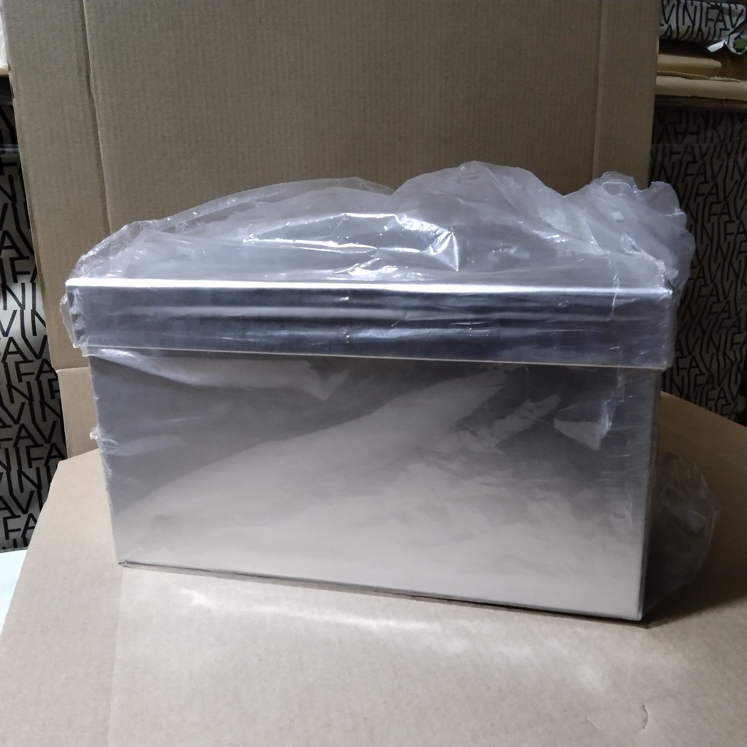 CAJA DECORATIVA PLATEADA 12X7X7 CAJAD1P